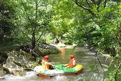 国电中星进士河漂流.jpg 国电中星进士河漂流.jpg