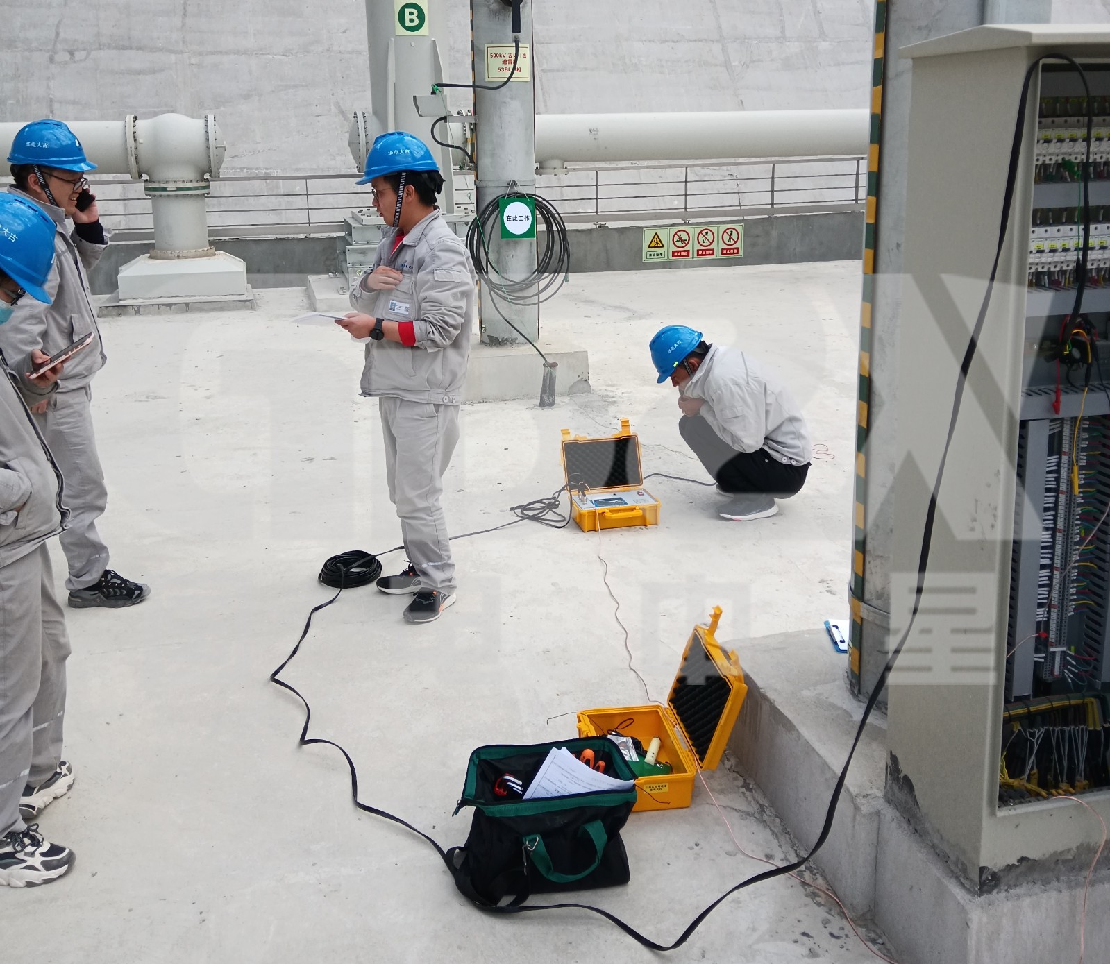 检验设备.jpg 检验设备.jpg